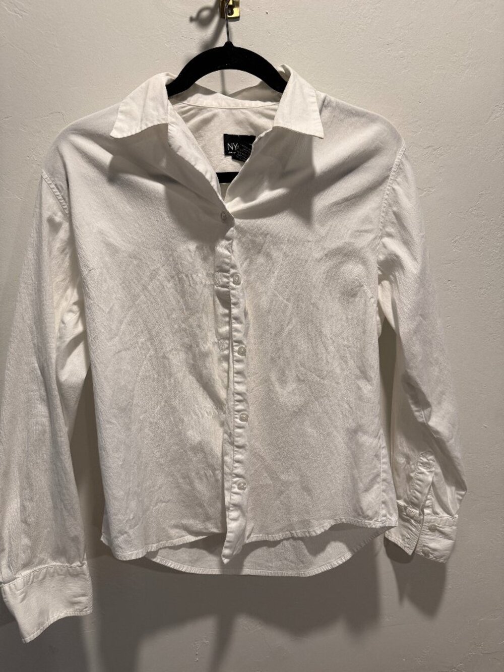 NY&CO Textured White Cotton Button-Up